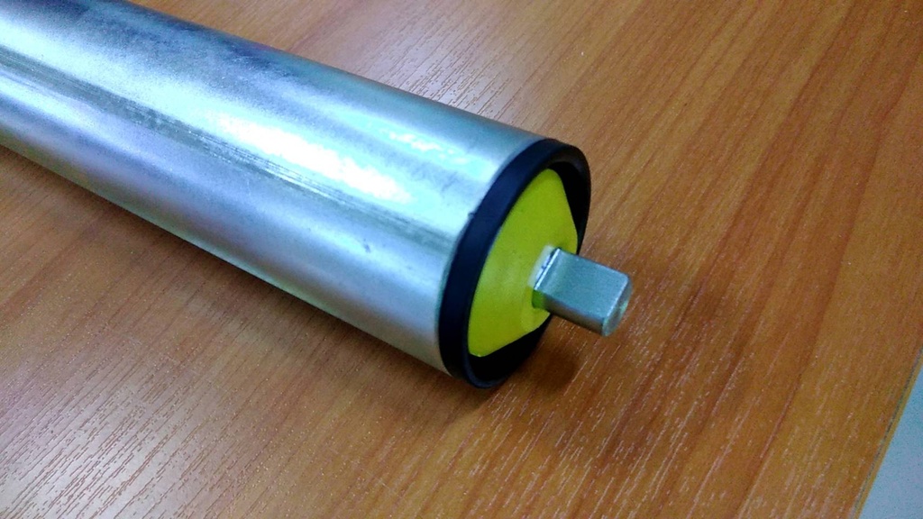 FS32PL125-S10-M6 : Free Roller Steel Furniture Dia.32xL125 mm. Plastic End Cap.